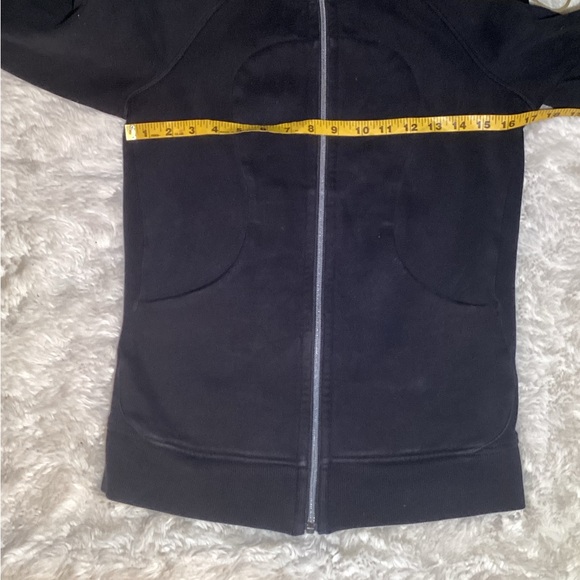 Lululemon black scuba jacket size 6 - Picture 6 of 6